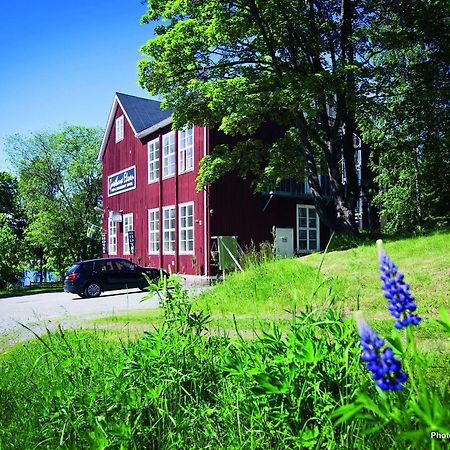 Guesthouse Eleven Hotel Arvika Exterior photo